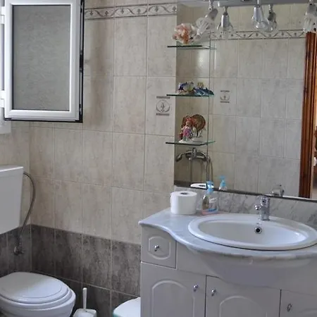 Apartamento Kalotina's *