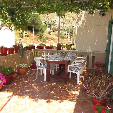 Apartamento Kalotina's Emborios