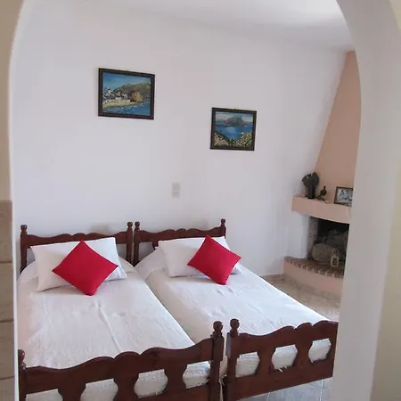 شقة Kalotina's Emborios