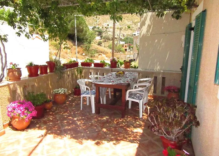 Apartamento Kalotina's Emborios