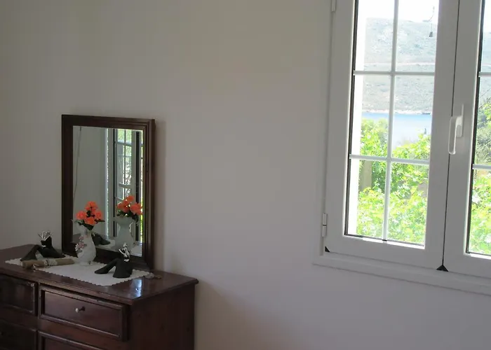 Kalotina's * Emborios